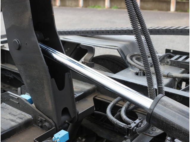 いすゞエルフセーフティローダー小型（2t・3t）[写真21]