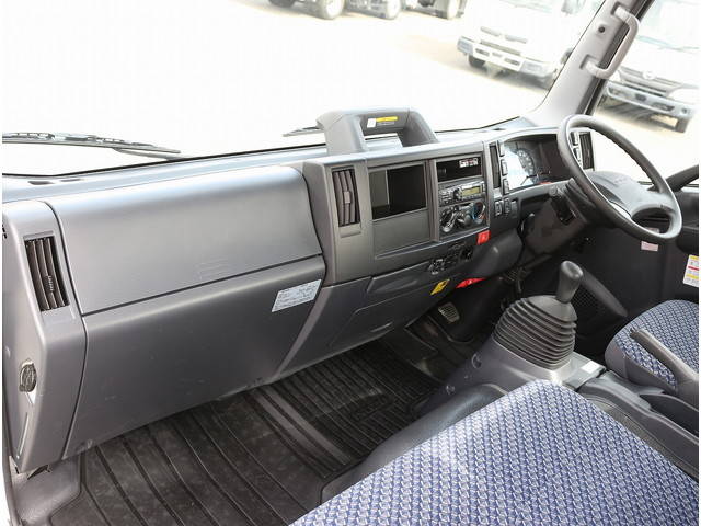 いすゞエルフセーフティローダー小型（2t・3t）[写真31]