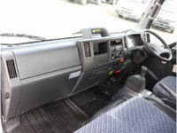 いすゞエルフセーフティローダー小型（2t・3t）[写真32]