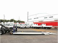 いすゞエルフセーフティローダー小型（2t・3t）[写真10]