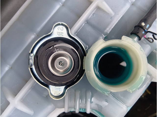 日野プロフィアコンテナ専用車大型（10t）[写真11]