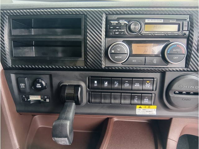 日野プロフィアコンテナ専用車大型（10t）[写真25]