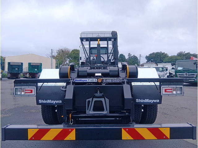 日野プロフィアコンテナ専用車大型（10t）[写真05]