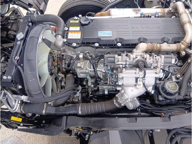 三菱ふそうファイタークレーン4段増トン（6t・8t）[写真14]