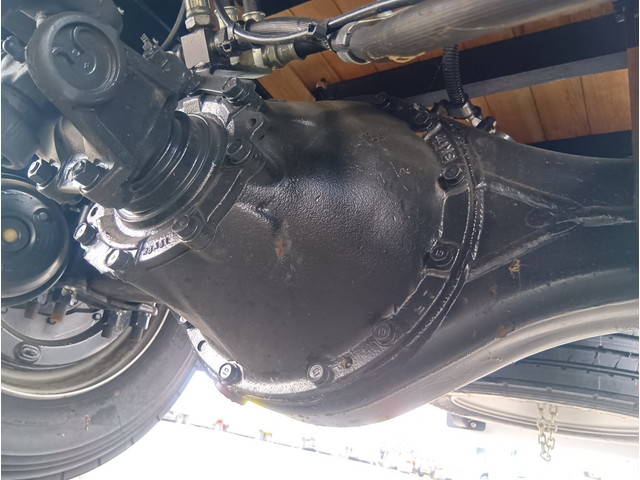 三菱ふそうファイタークレーン4段増トン（6t・8t）[写真18]