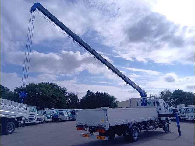 三菱ふそうファイタークレーン4段増トン（6t・8t）[写真02]