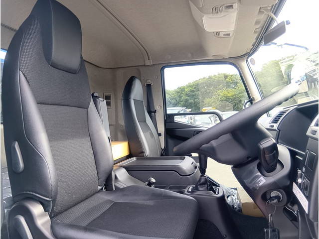 三菱ふそうファイタークレーン4段増トン（6t・8t）[写真21]