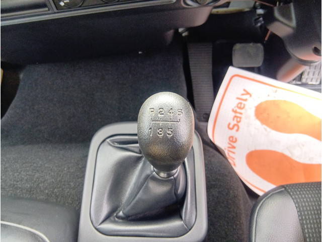 三菱ふそうファイタークレーン4段増トン（6t・8t）[写真25]