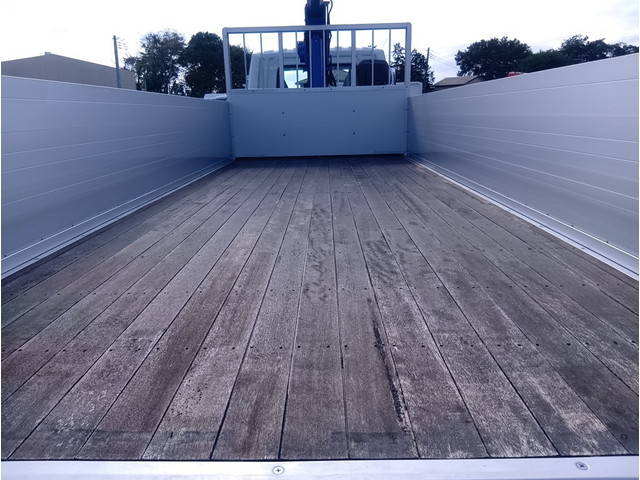 三菱ふそうファイタークレーン4段増トン（6t・8t）[写真07]