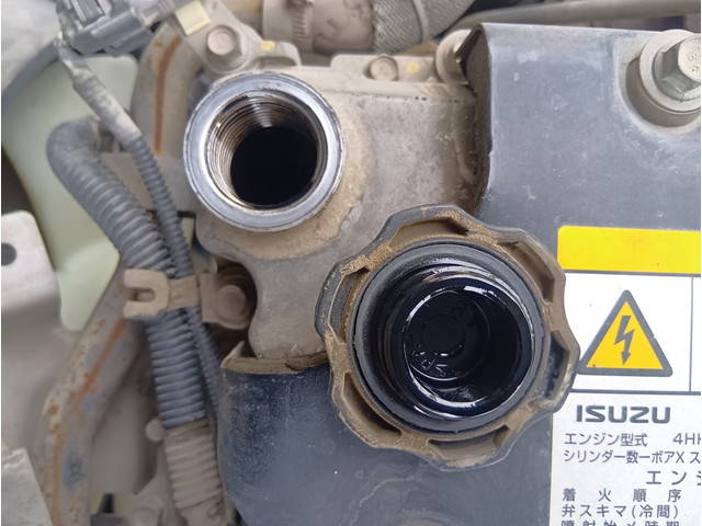 いすゞフォワード平ボディ中型（4t）[写真11]