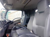 いすゞフォワード平ボディ中型（4t）[写真22]