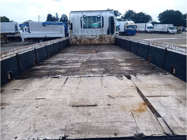 いすゞフォワード平ボディ中型（4t）[写真07]