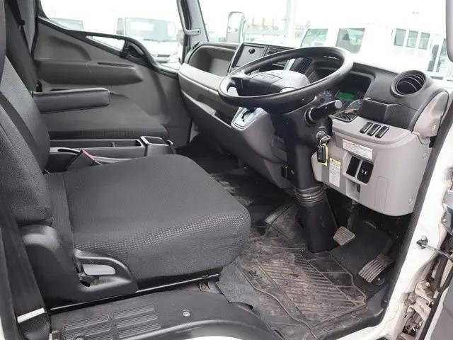 三菱ふそうキャンター幌車小型（2t・3t）[写真23]