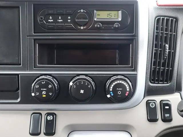 三菱ふそうキャンター幌車小型（2t・3t）[写真29]