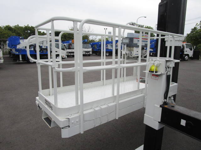 いすゞエルフ高所作業車小型（2t・3t）[写真20]