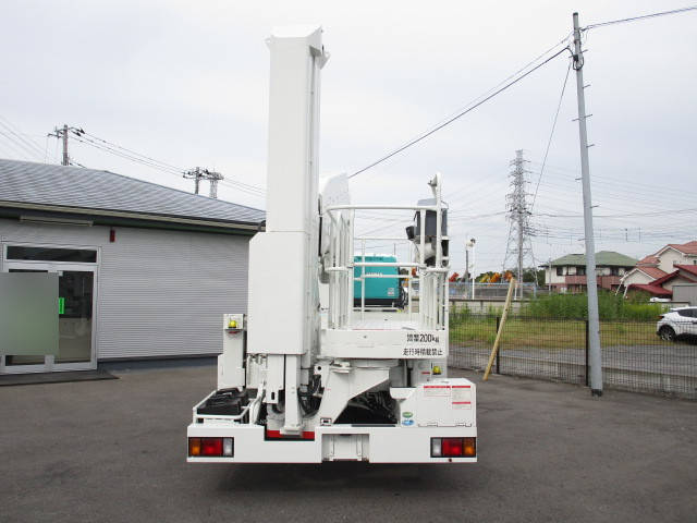 いすゞエルフ高所作業車小型（2t・3t）[写真07]