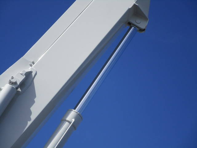 いすゞエルフ高所作業車小型（2t・3t）[写真22]