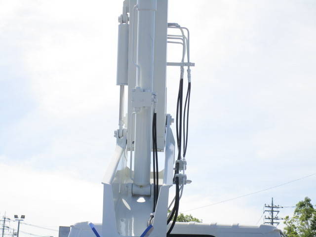 いすゞエルフ高所作業車小型（2t・3t）[写真23]