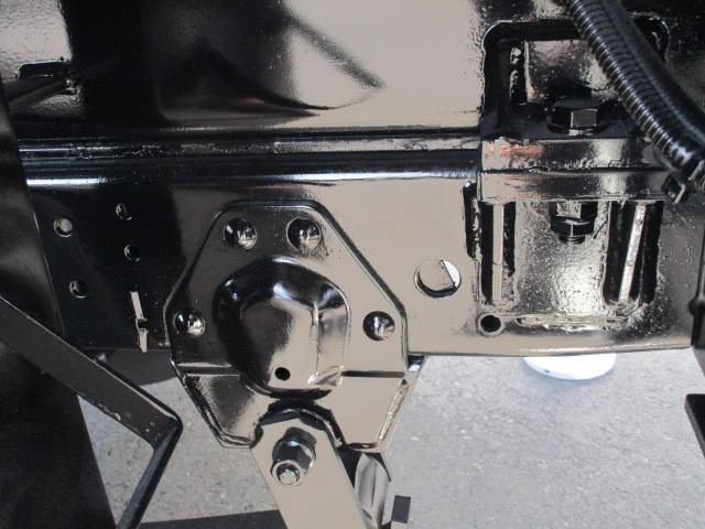 いすゞエルフ高所作業車小型（2t・3t）[写真33]