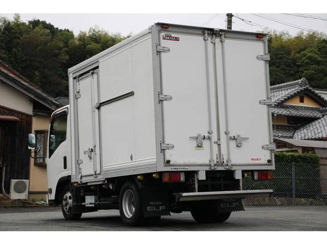 いすゞエルフパネルバン小型（2t・3t）[写真02]