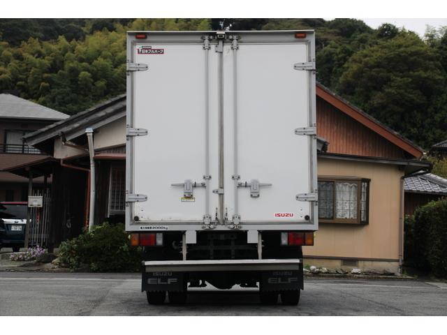 いすゞエルフパネルバン小型（2t・3t）[写真06]