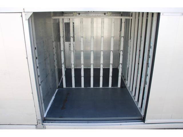 日産アトラスボトルバン小型（2t・3t）[写真16]