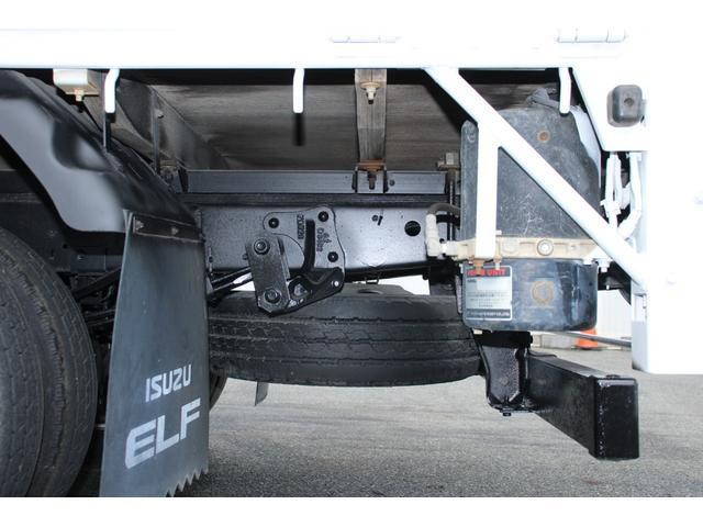 いすゞエルフ平ボディ小型（2t・3t）[写真22]