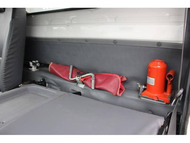 いすゞエルフダンプ小型（2t・3t）[写真38]