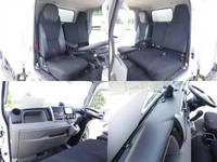 三菱ふそうキャンター冷凍車（冷蔵車）小型（2t・3t）[写真18]