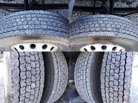 いすゞフォワード冷凍車（冷蔵車）中型（4t）[写真12]