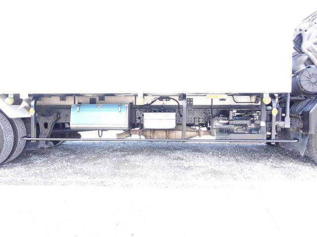 いすゞフォワード冷凍車（冷蔵車）中型（4t）[写真14]