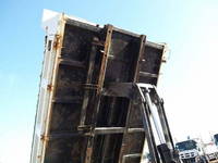 三菱ふそうキャンターローダーダンプ小型（2t・3t）[写真19]