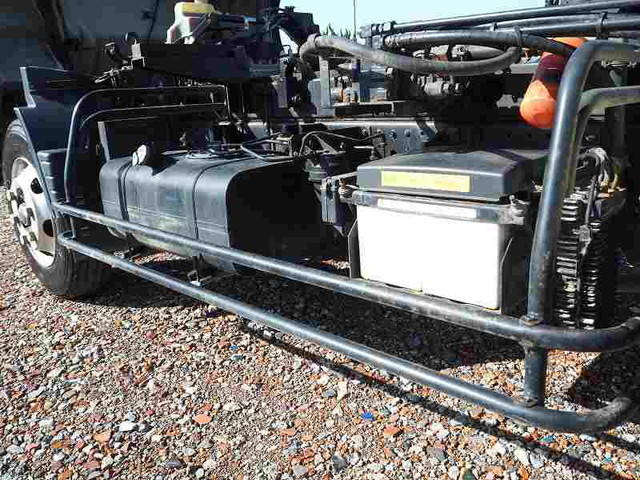 三菱ふそうキャンターローダーダンプ小型（2t・3t）[写真30]