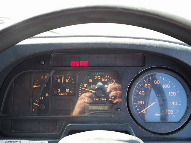 いすゞフォワードセルフクレーン4段中型（4t）[写真38]