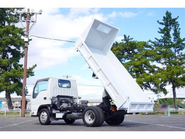 いすゞエルフダンプ小型（2t・3t）[写真02]