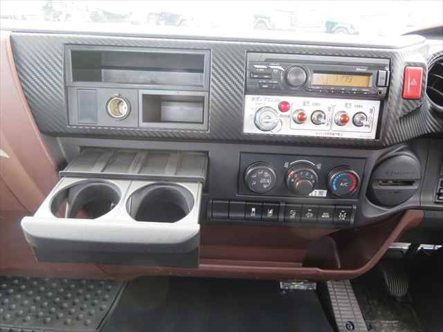 日野レンジャー散水車中型（4t）[写真33]