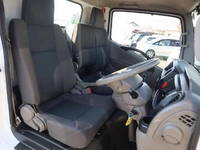 日産アトラス平ボディ小型（2t・3t）[写真30]