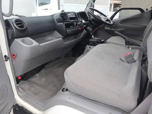 トヨタダイナ平ボディ小型（2t・3t）[写真28]