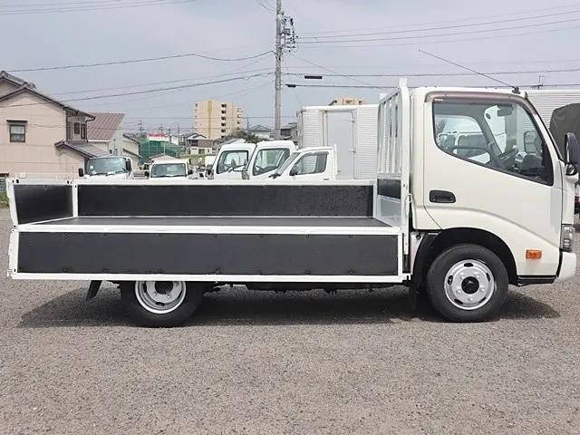 トヨタダイナ平ボディ小型（2t・3t）[写真08]