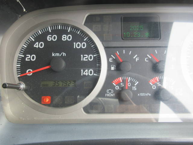 日野レンジャーアルミバン中型（4t）[写真17]