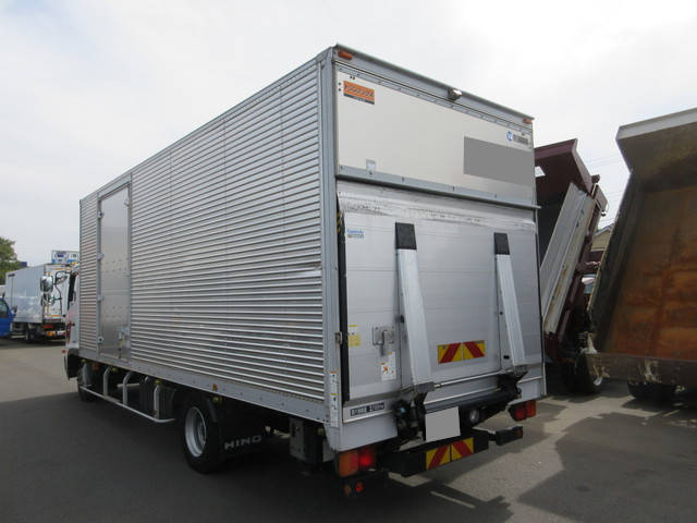 日野レンジャーアルミバン中型（4t）[写真02]