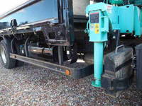 三菱ふそうキャンタークレーン4段小型（2t・3t）[写真21]