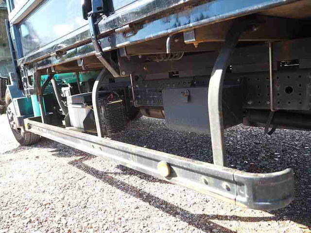 三菱ふそうキャンタークレーン4段小型（2t・3t）[写真23]