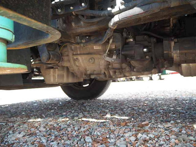 三菱ふそうキャンタークレーン4段小型（2t・3t）[写真26]