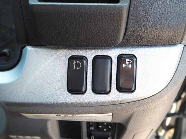 三菱ふそうキャンタークレーン4段小型（2t・3t）[写真37]