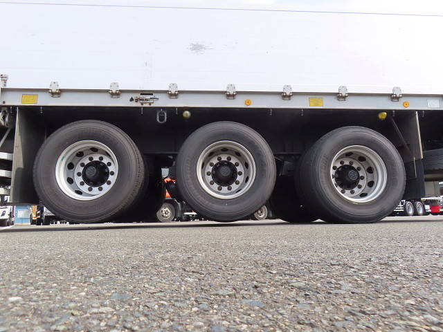 日本フルハーフその他の車種煽付平床式トレーラー大型（10t）[写真24]