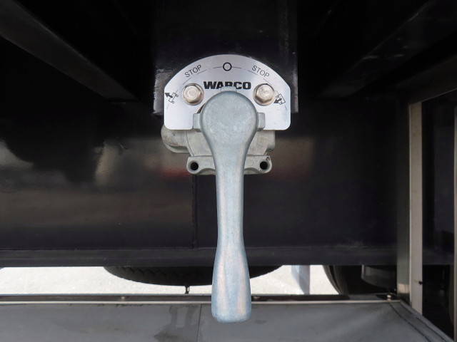 日本フルハーフその他の車種煽付平床式トレーラー大型（10t）[写真26]