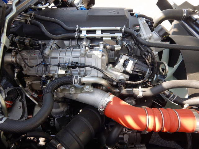 三菱ふそうキャンタークレーン4段小型（2t・3t）[写真16]