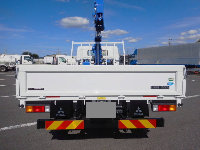 三菱ふそうキャンタークレーン4段小型（2t・3t）[写真05]