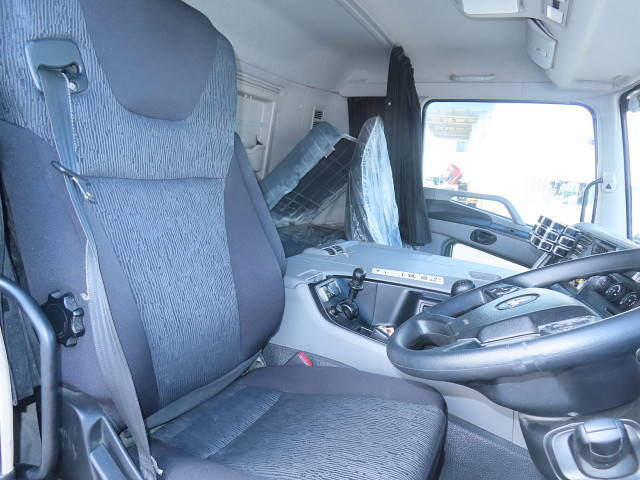 三菱ふそうスーパーグレートダンプ大型（10t）[写真16]